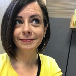 Meet your Posher, Lisa